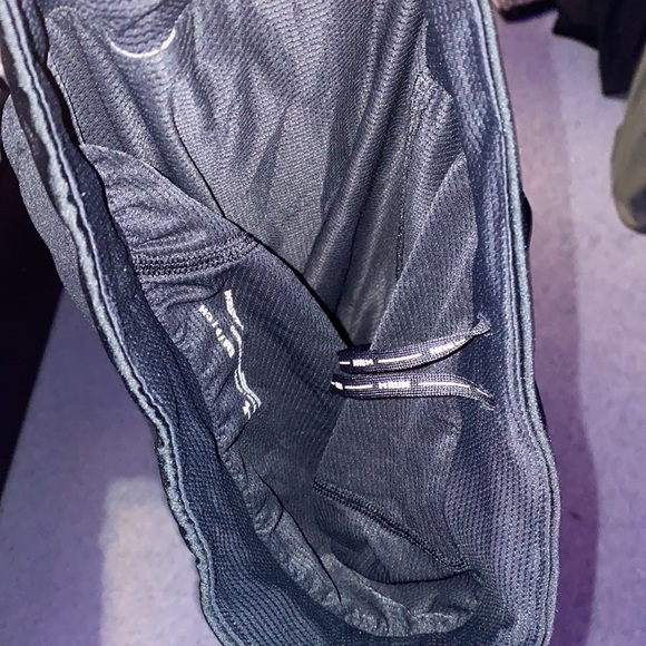 Under armor Iso chill running shorts never worn brand new. - Picture 2 of 3